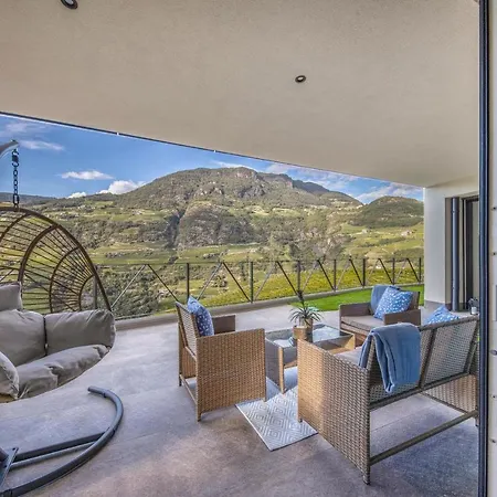16 Cityview Apartment