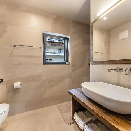 Apartment 16 Cityview *